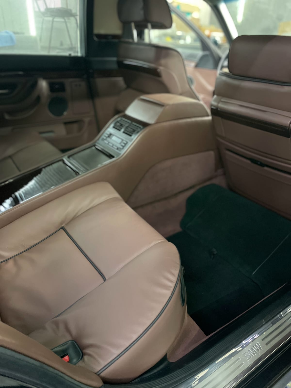 BMW 7 (E38) — комплексная реставрация салона — фото 4 в Челябинске